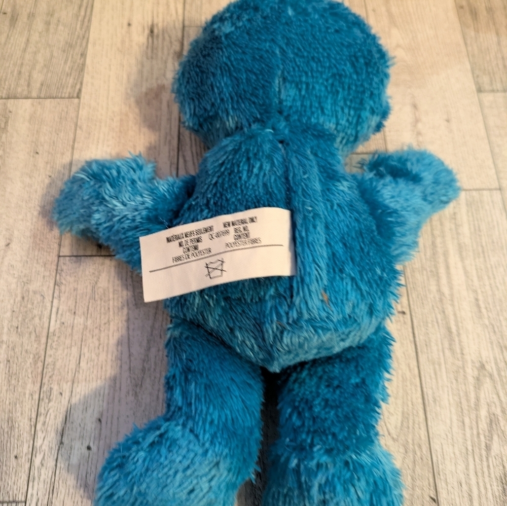 Hasbro Blue Furry Monster Plush Sesame St  Talks - Picture 5 of 5